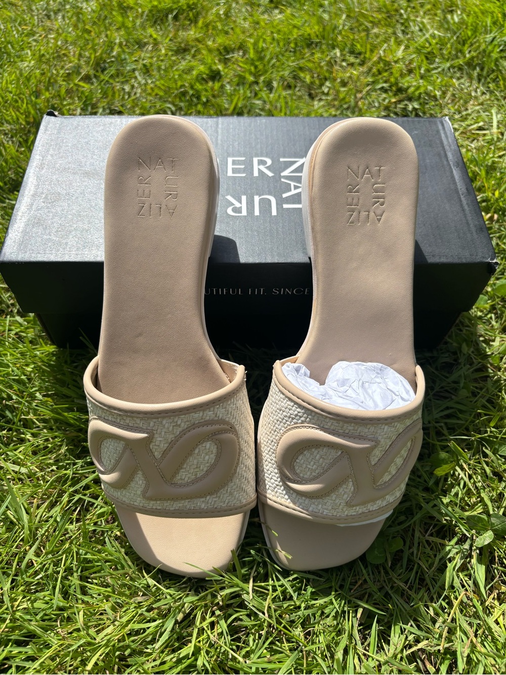 Naturalizer Women's Neutral Woven Slide Mules